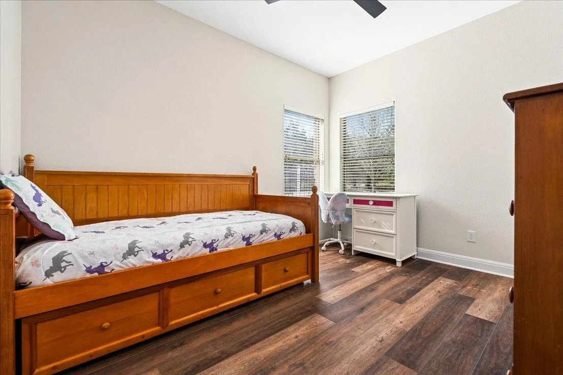 Photo of 10621 W Cave LOOP