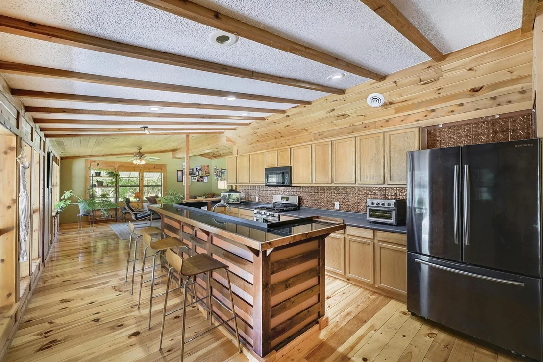 Photo of 1255 Rolling Oaks DR