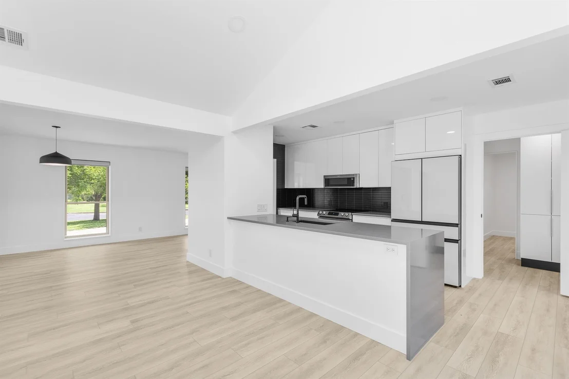 Photo of 7002 Whispering Creek DR