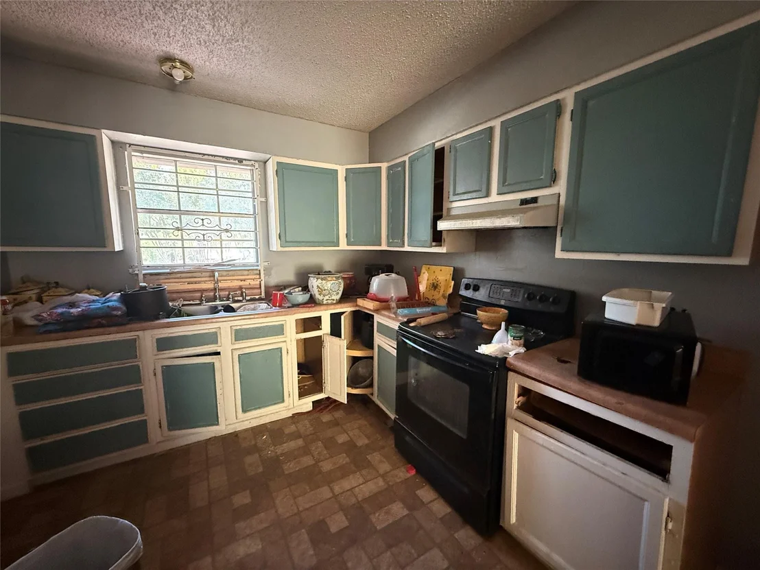 Photo of 7007 Colony Park DR