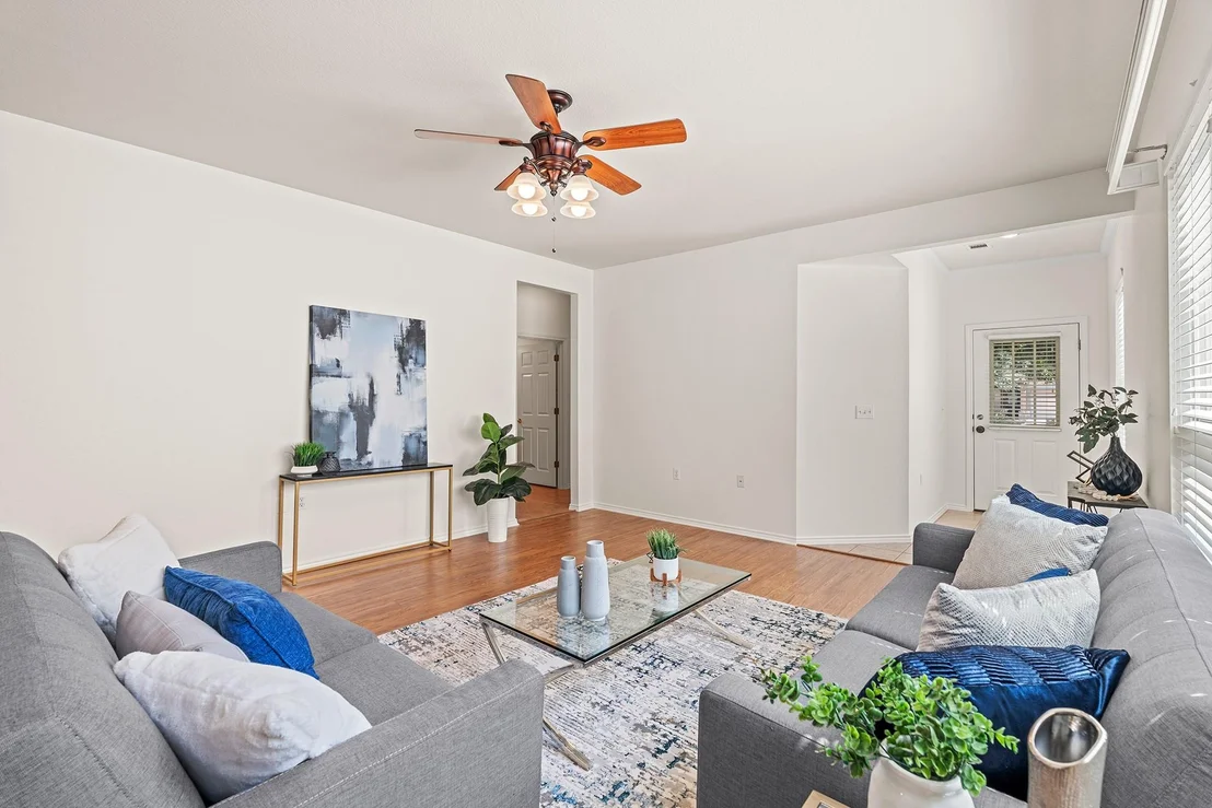 Photo of 208 Crockett LOOP