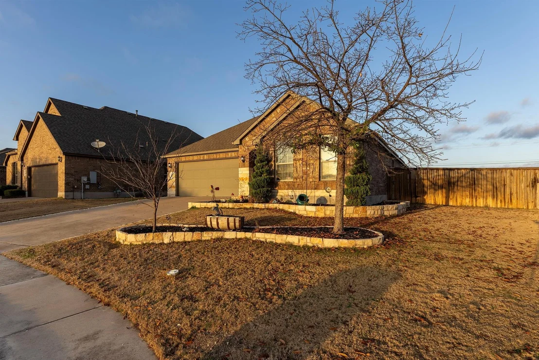 Photo of 3649 Esperanza DR