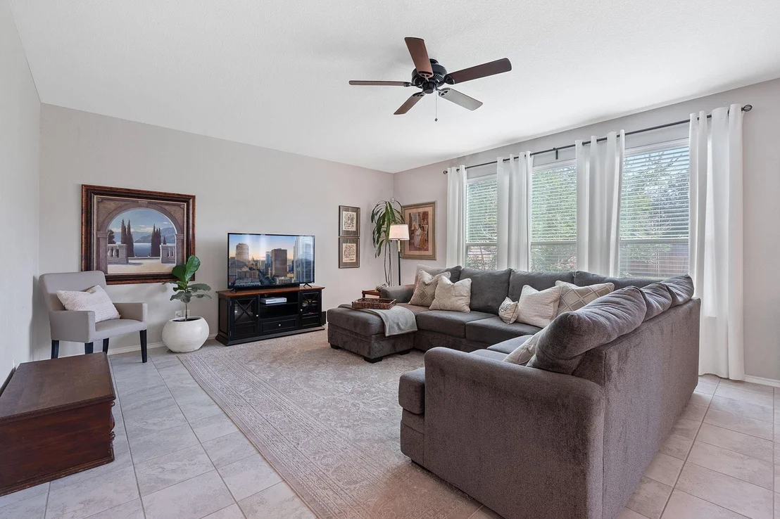 Photo of 476 Sheepshank DR