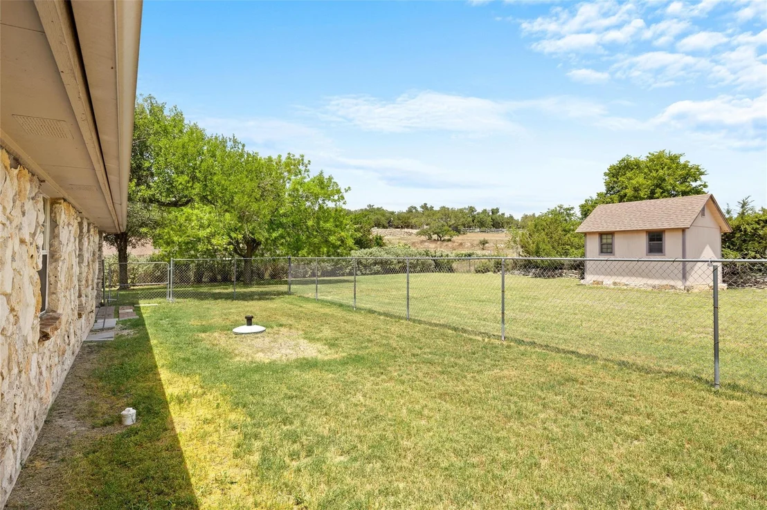 Photo of 115 Greenridge LN