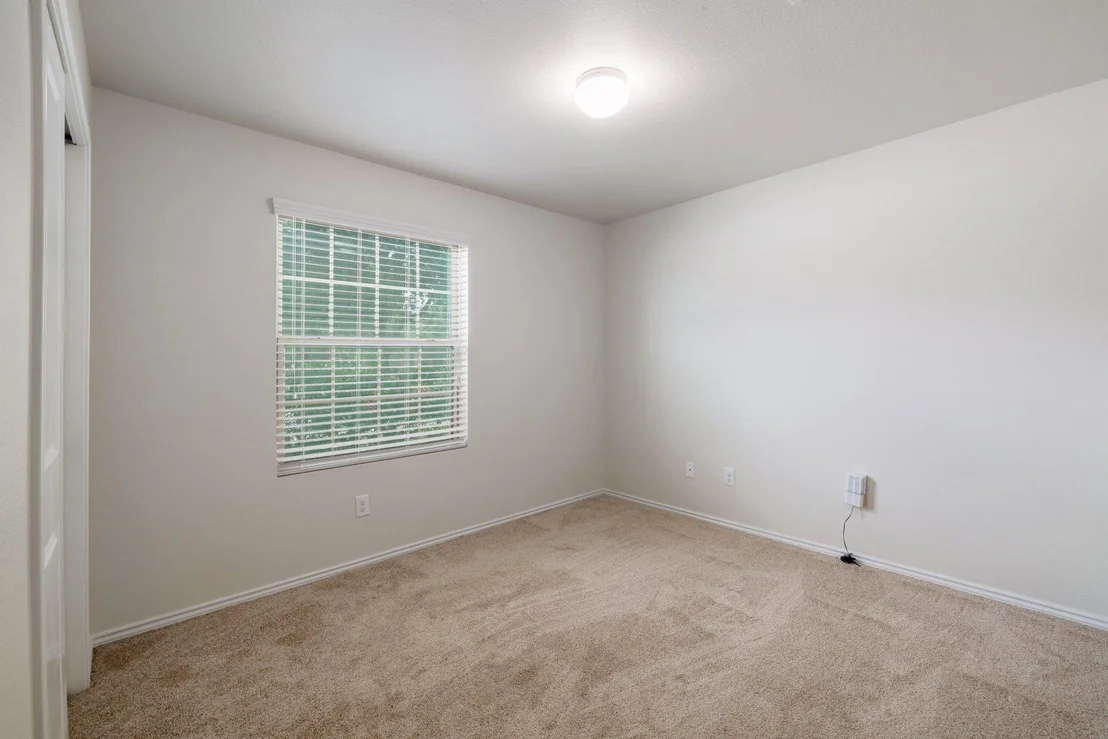 Photo of 824 Tabernash DR
