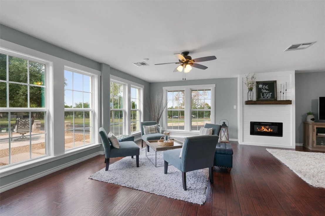 Photo of 1900 Walsh DR