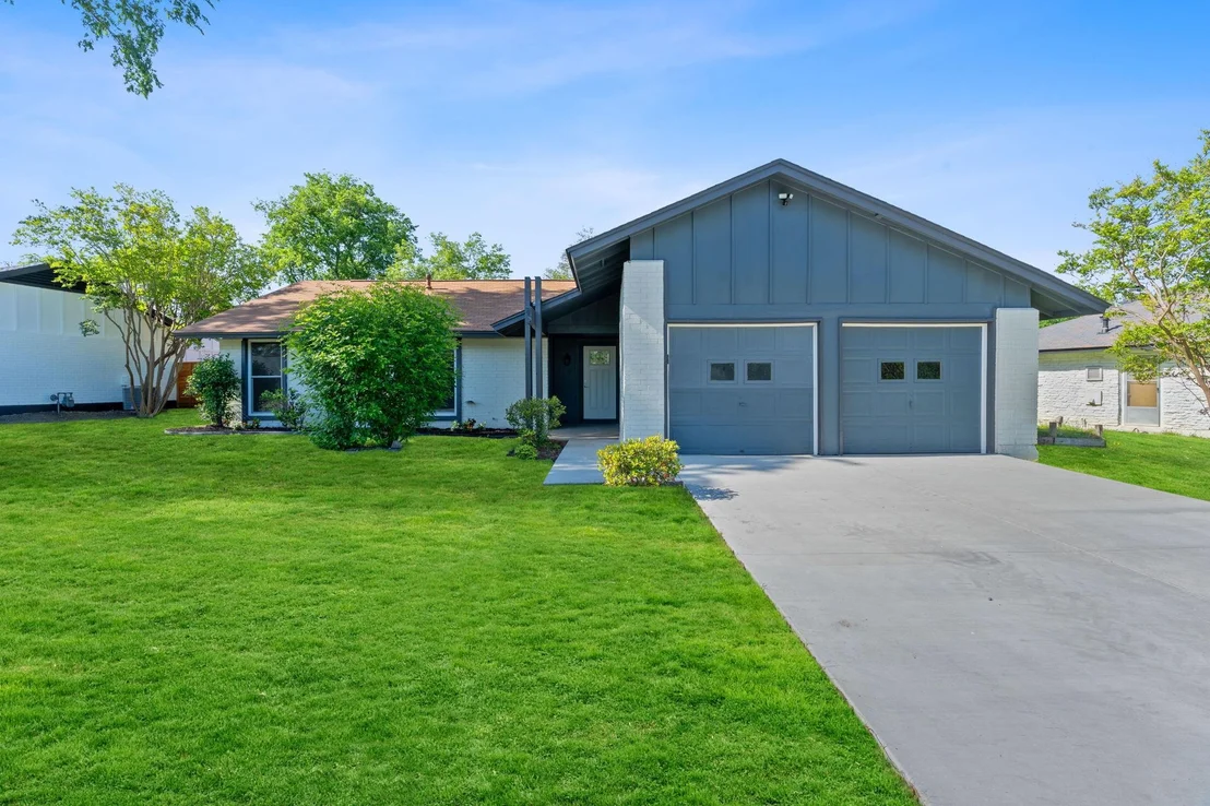 Photo of 2607 Aldford DR