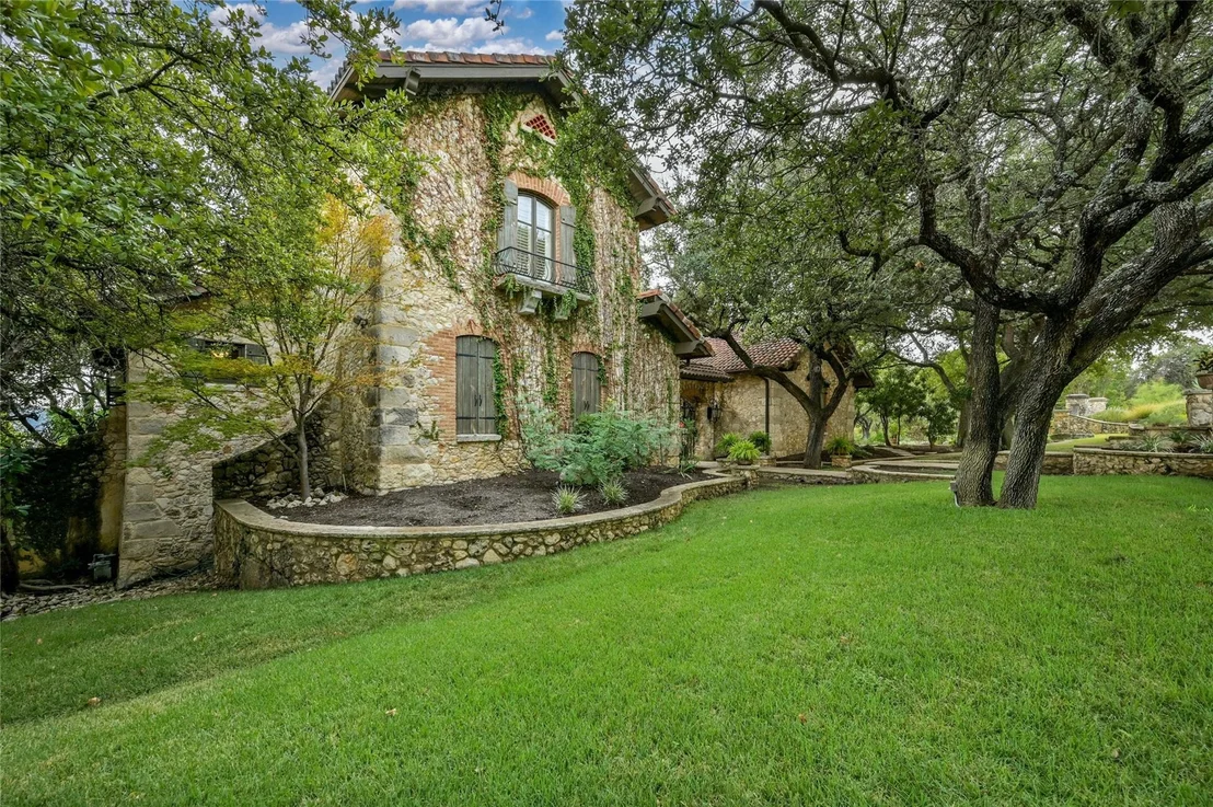 Photo of 3601 Toro Canyon RD
