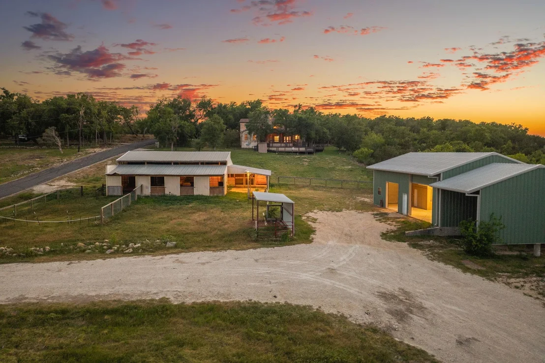 Photo of 330 County Road 166
