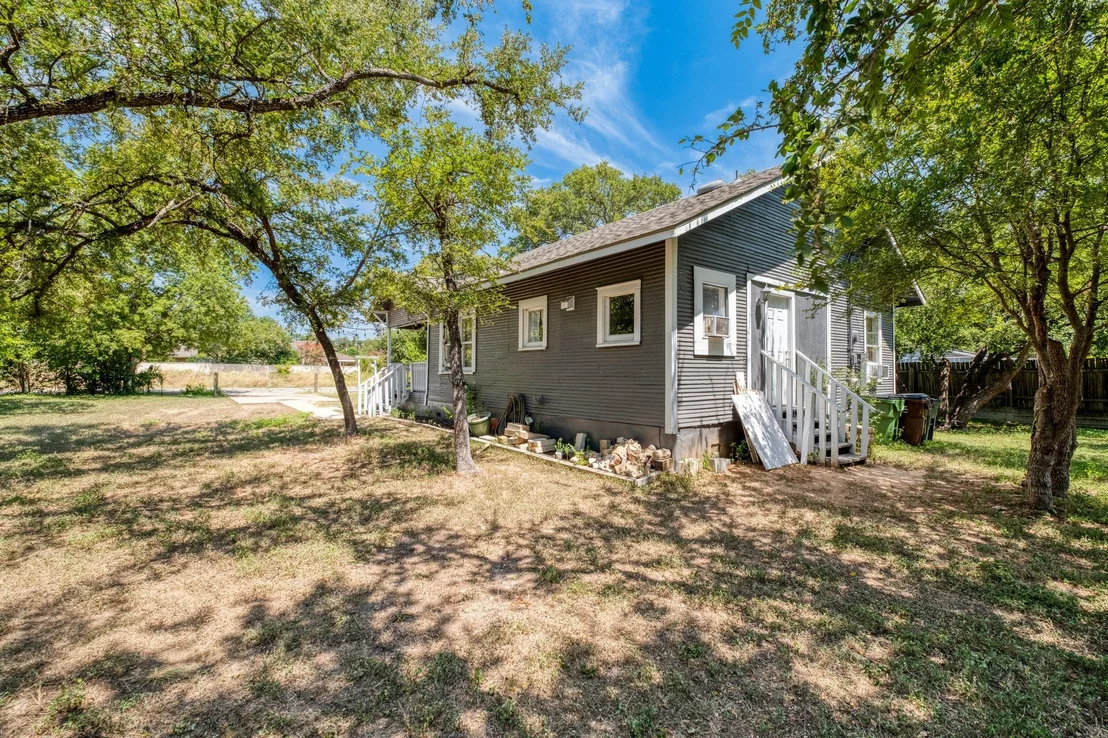 Photo of 905 Bellview Ave