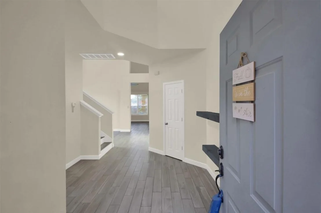 Photo of 222 Paddington DR