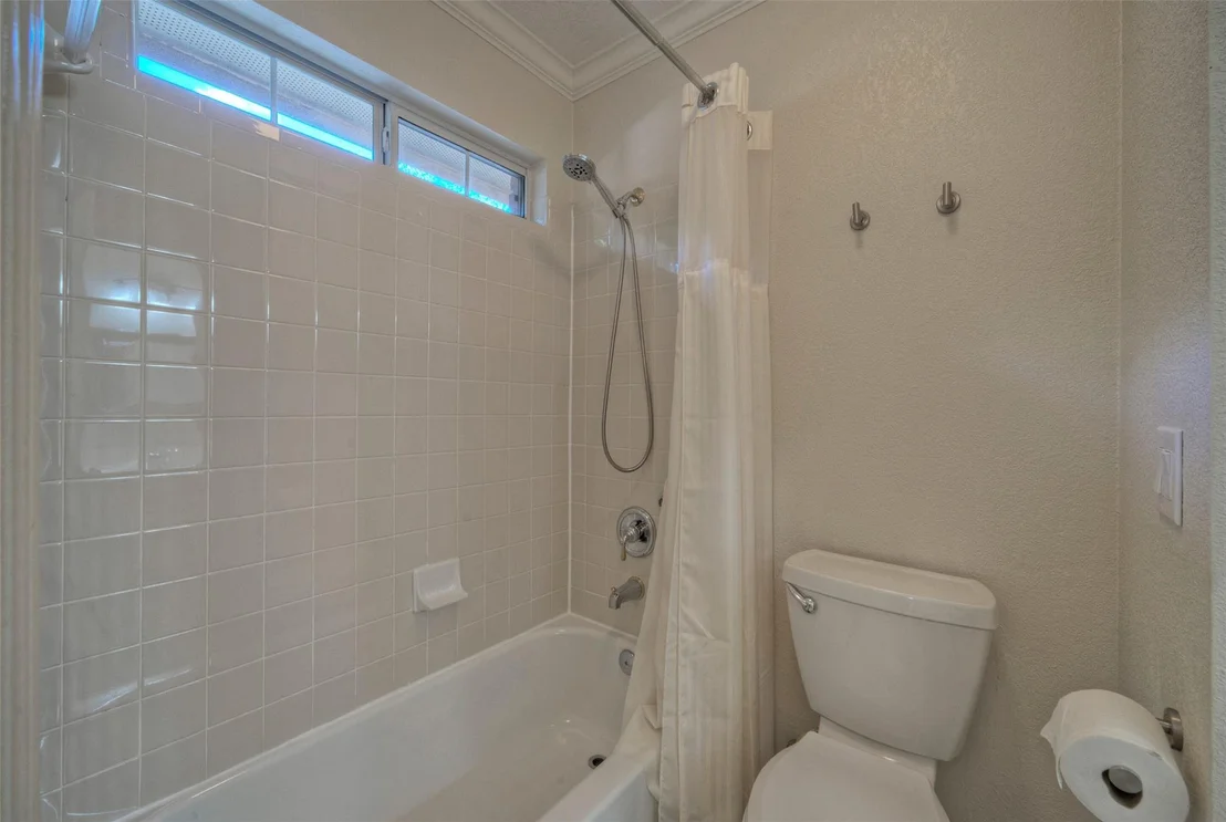 Photo of 10806 Olympia Fields LOOP