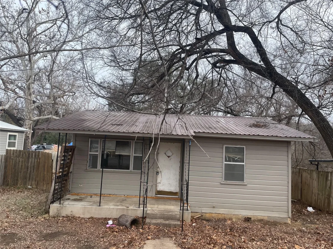 Photo of 706 Sheffield Ave