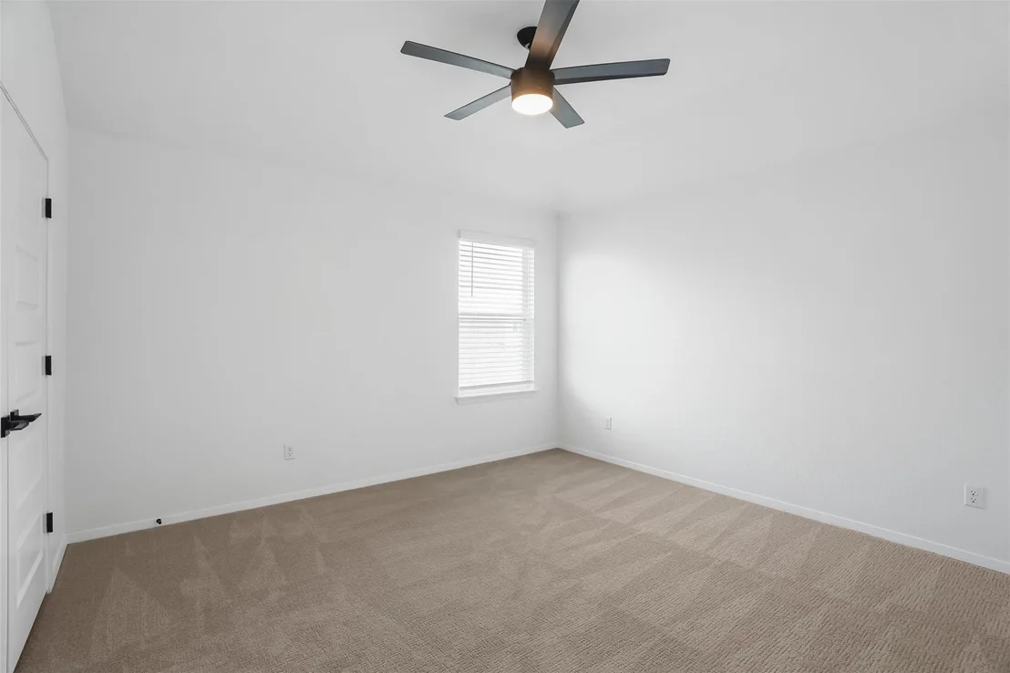 Photo of 147 Heather Glen WAY