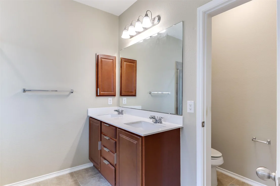 Photo of 1059 Toltec TRL