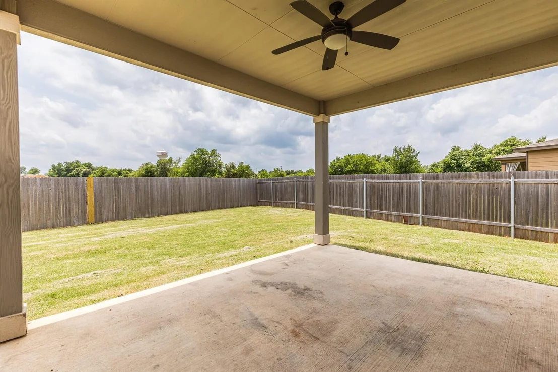 Photo of 1232 Adam LN