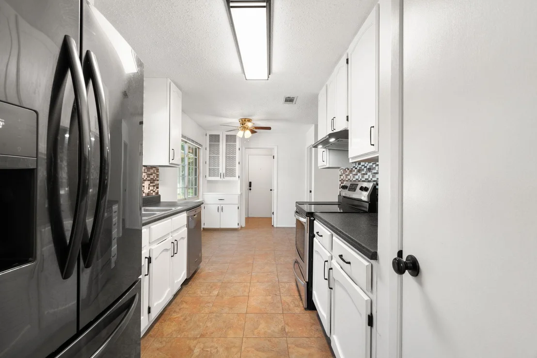 Photo of 2202 Winchester DR