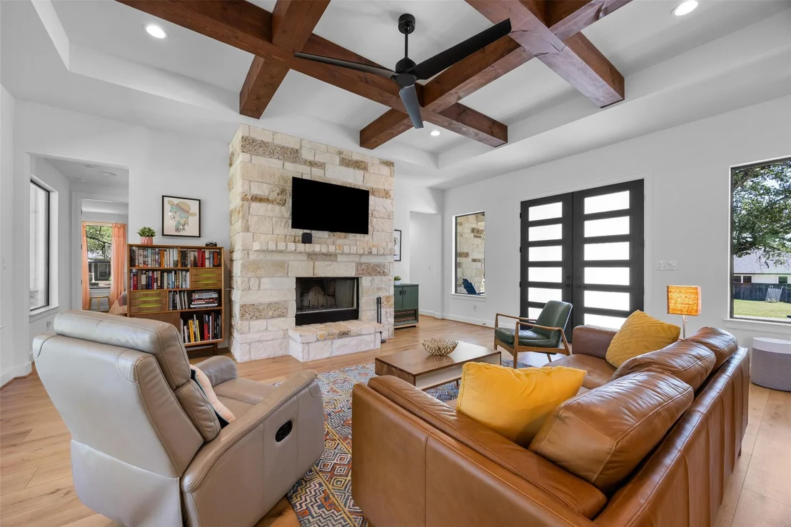 Photo of 114 Winding Oak DR