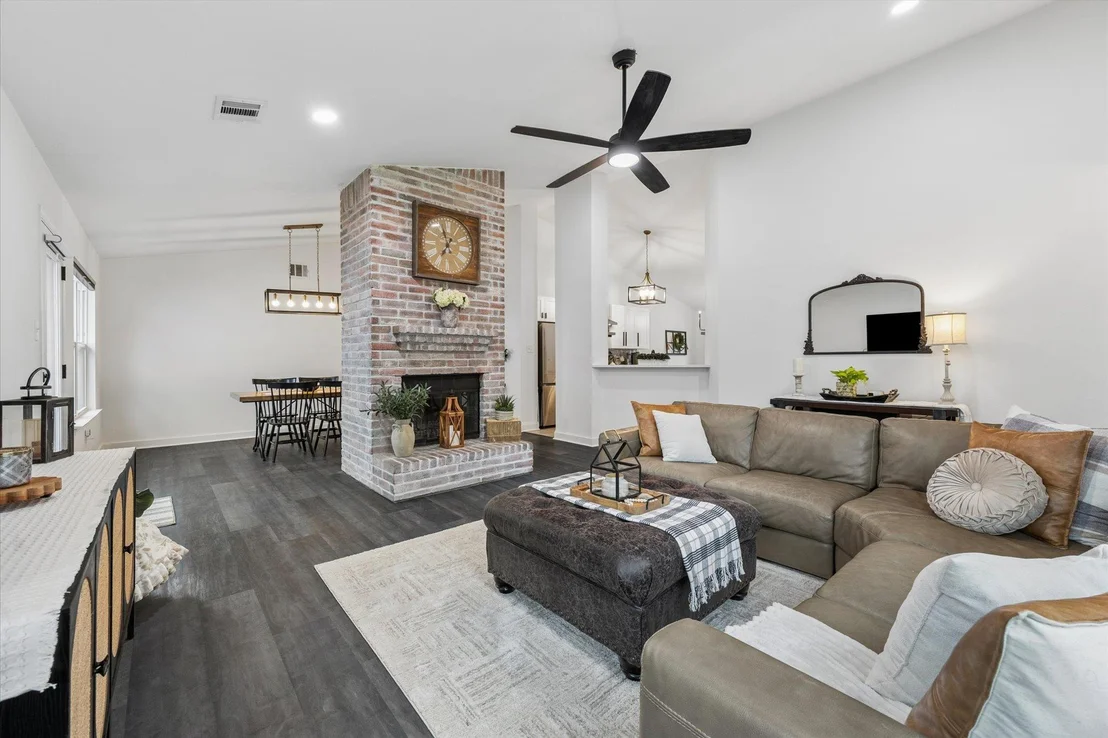 Photo of 15106 Natural Spring WAY