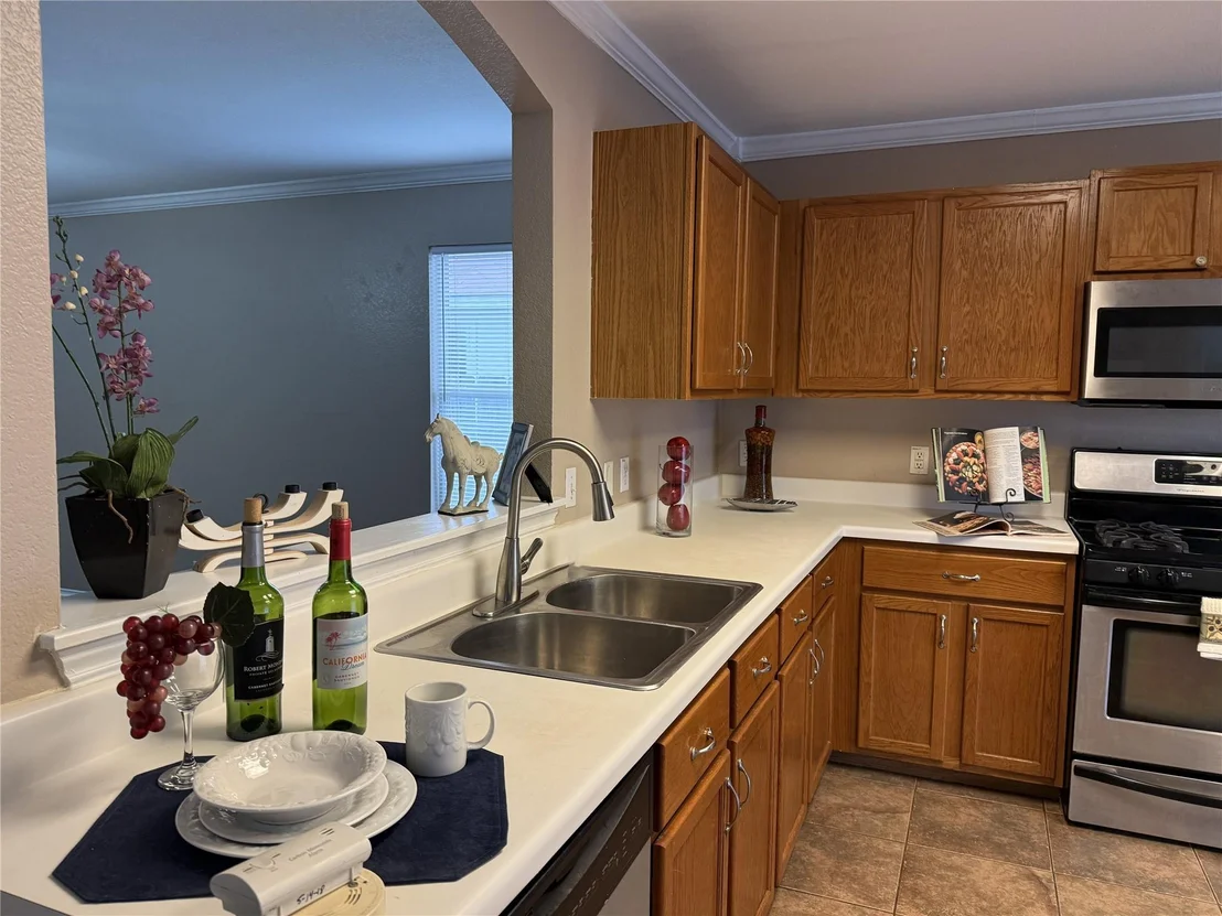 Photo of 3902 Louise Lee DR