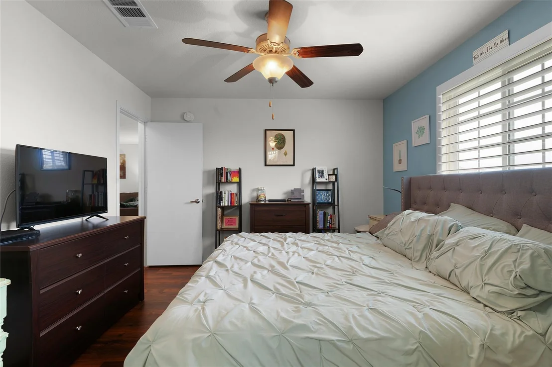 Photo of 18708 Golden Eagle WAY