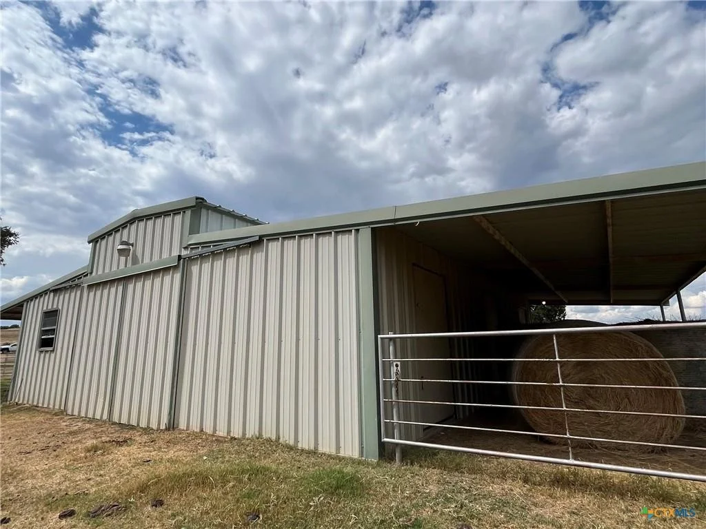 Photo of 4009 N Highway 183