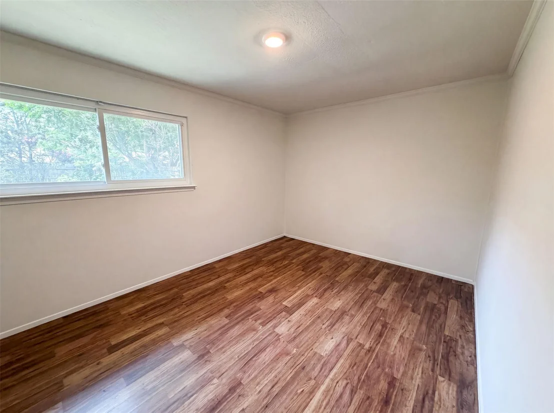 Photo of 501 E Central DR