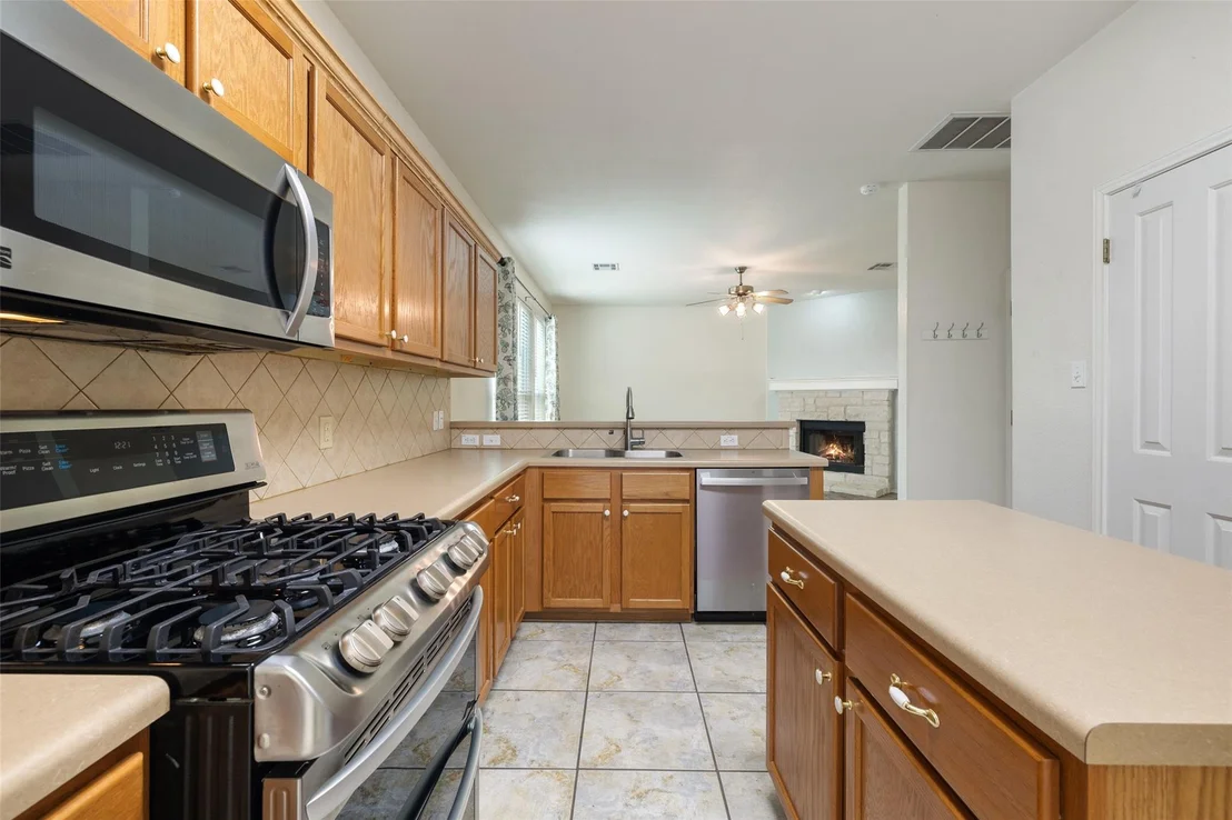 Photo of 407 N Lori CIR
