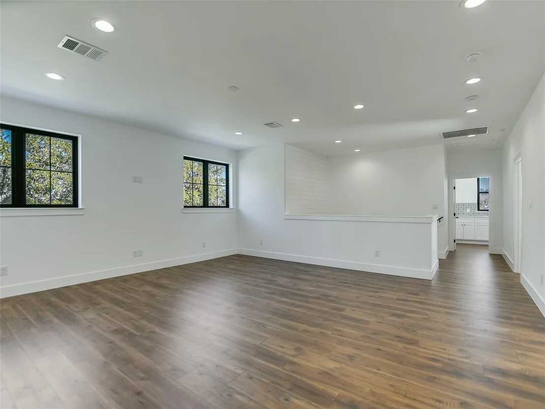 Photo of 2419 Cherry LN