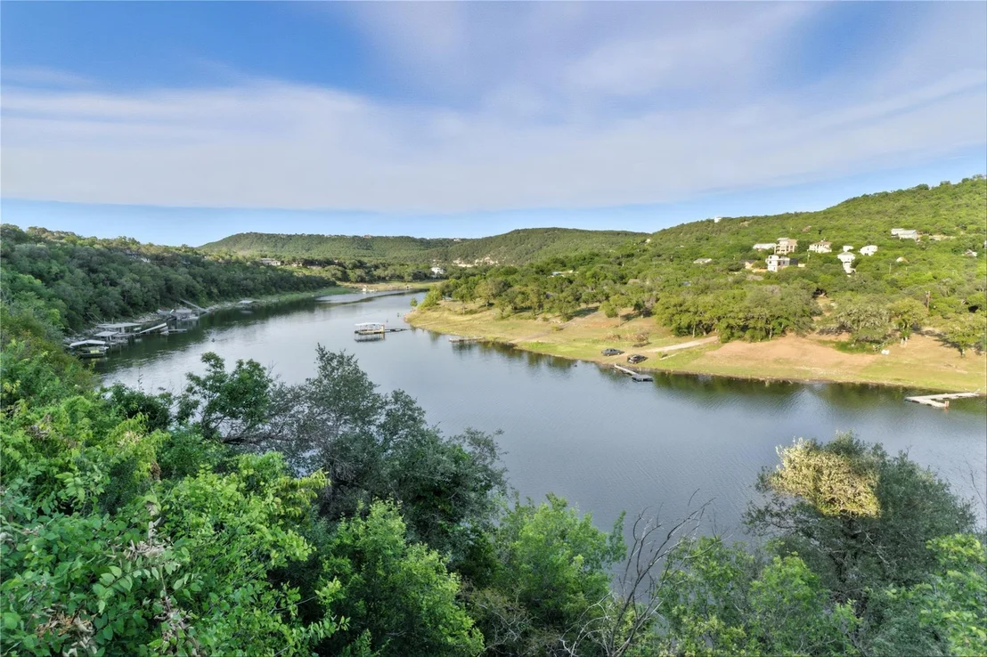 Photo of 11103 Lakeside DR