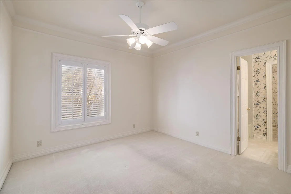 Photo of 5700 Greenledge CV