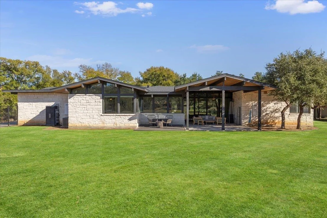 Photo of 850 Bunker Ranch BLVD