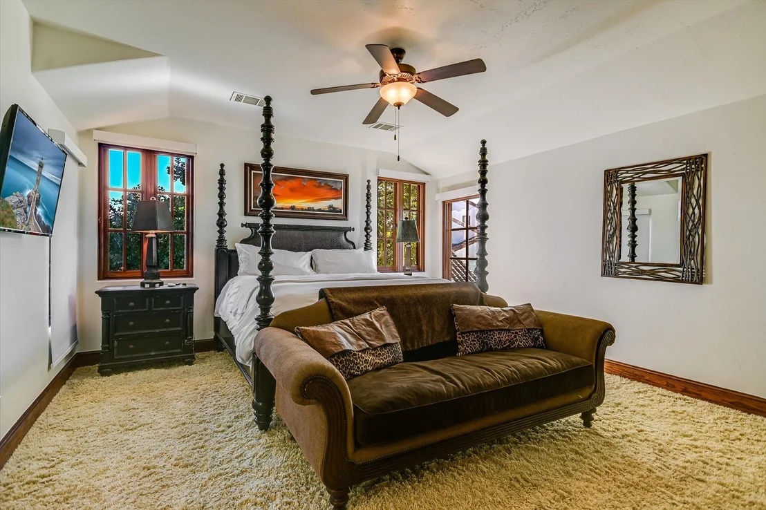 Photo of 252 LA SERENA LOOP
