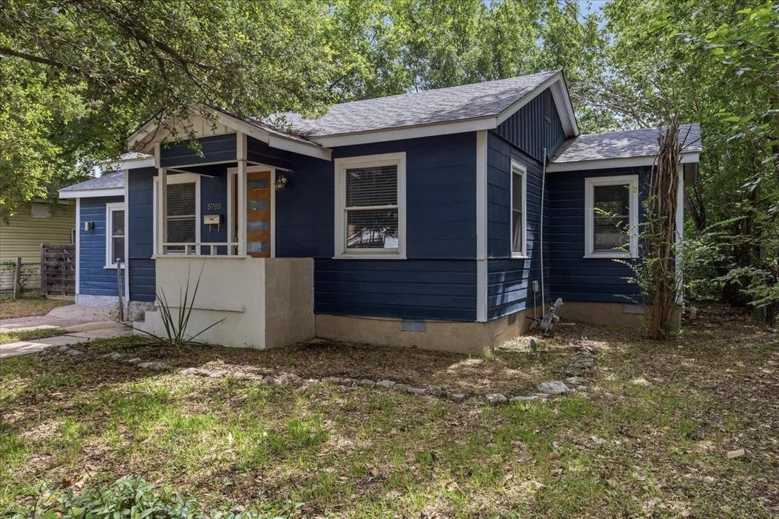 Photo of 5705 Duval ST