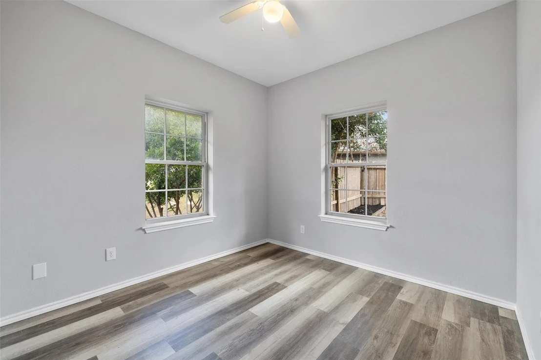 Photo of 400 Bent Wood DR