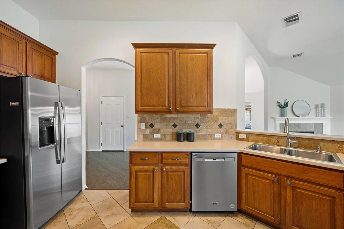 Photo of 912 Abbeyglen Castle DR