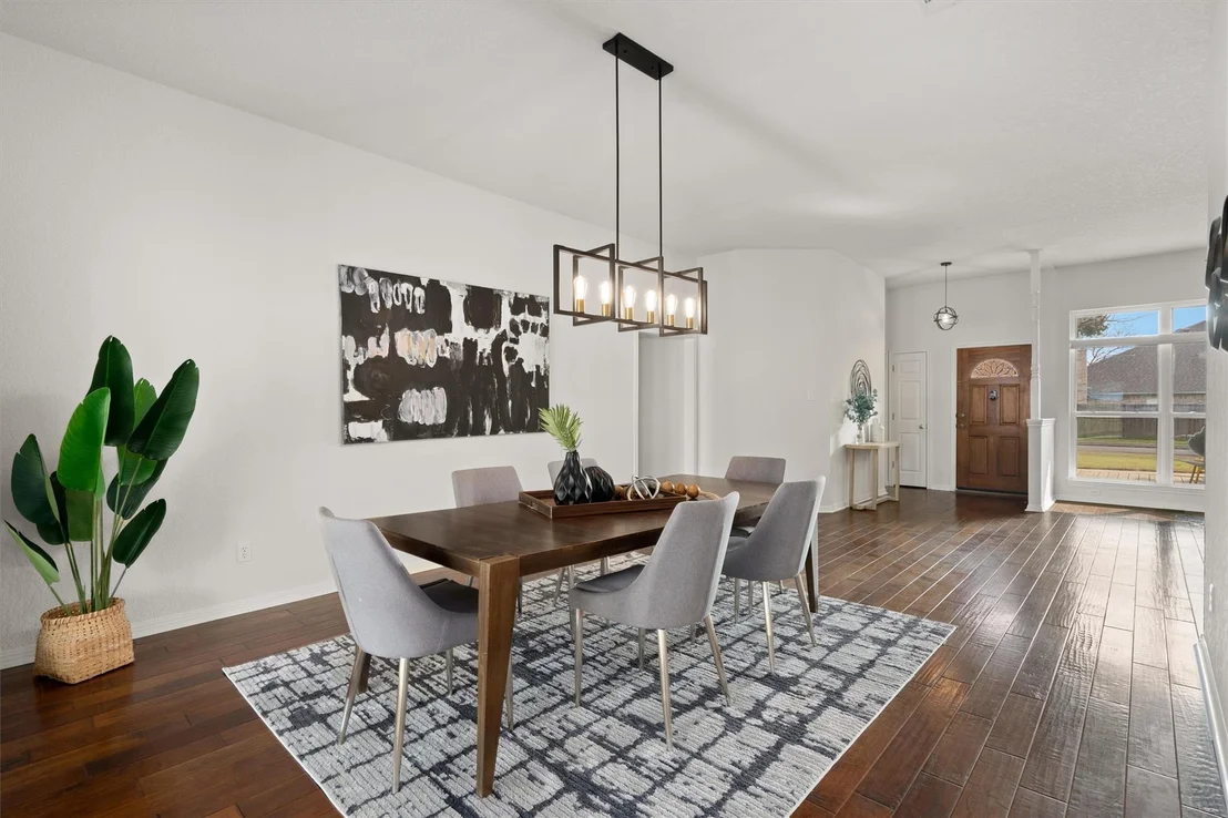 Photo of 1014 Hackberry DR