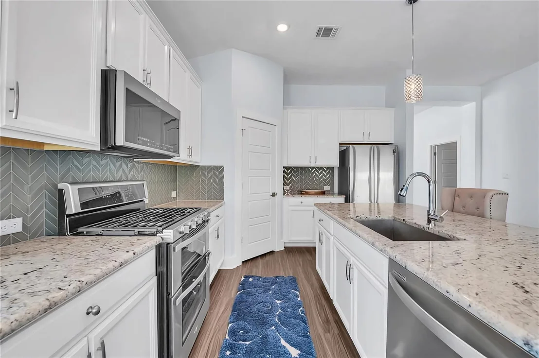 Photo of 2120 Prairie Oaks DR