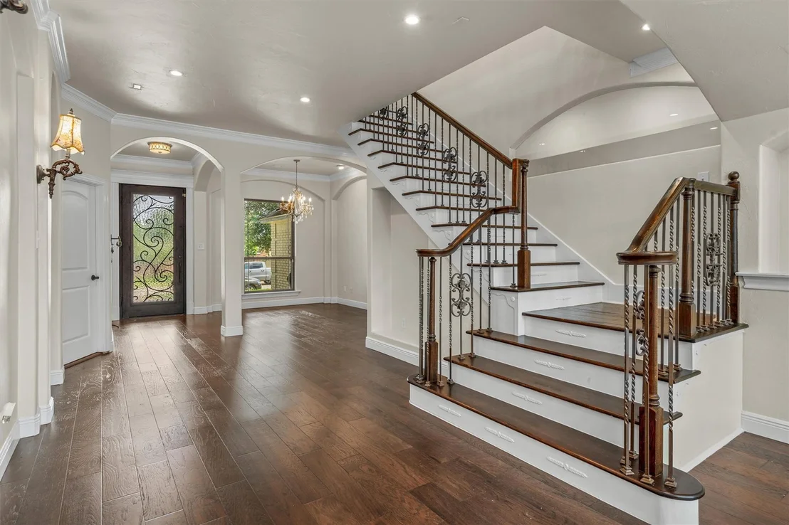 Photo of 800 Canyon Bend RD
