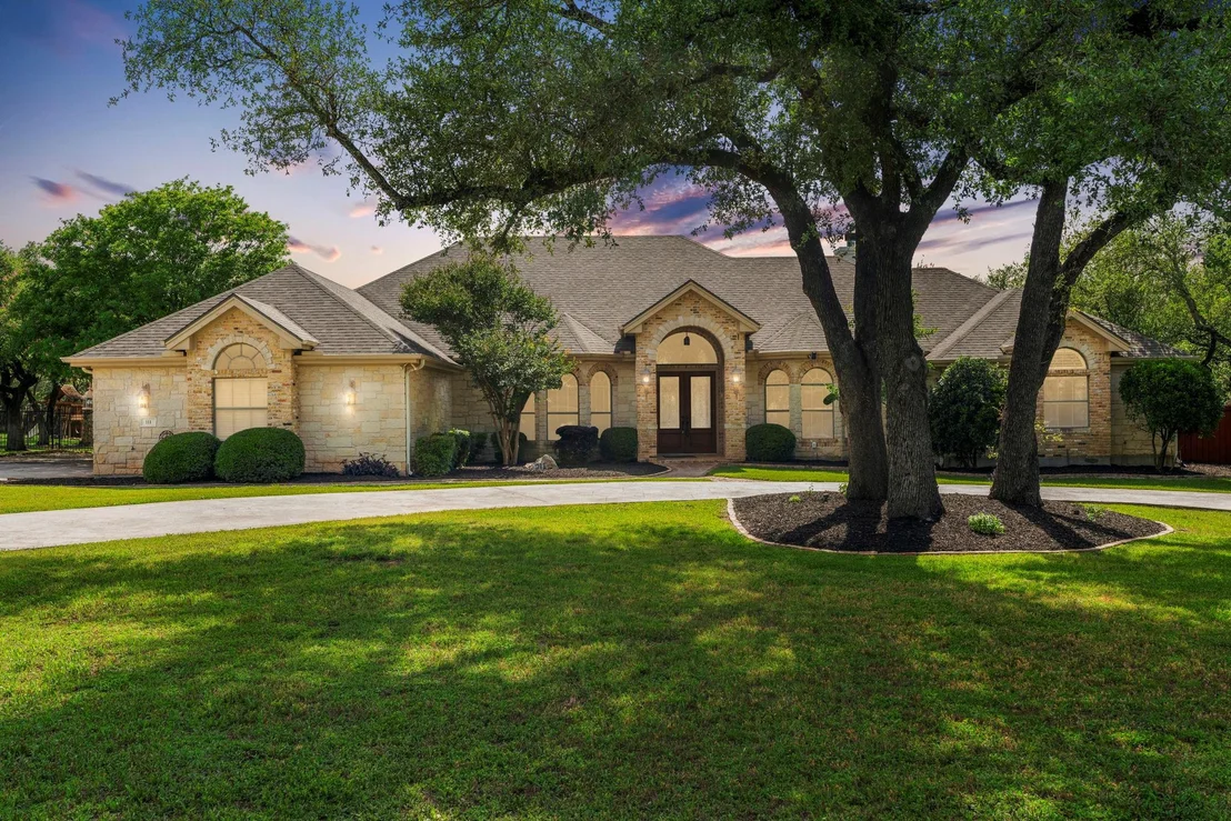 Photo of 111 River Chase BLVD