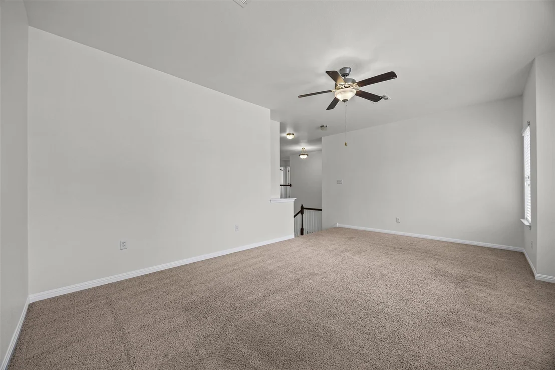Photo of 606 Irvin DR