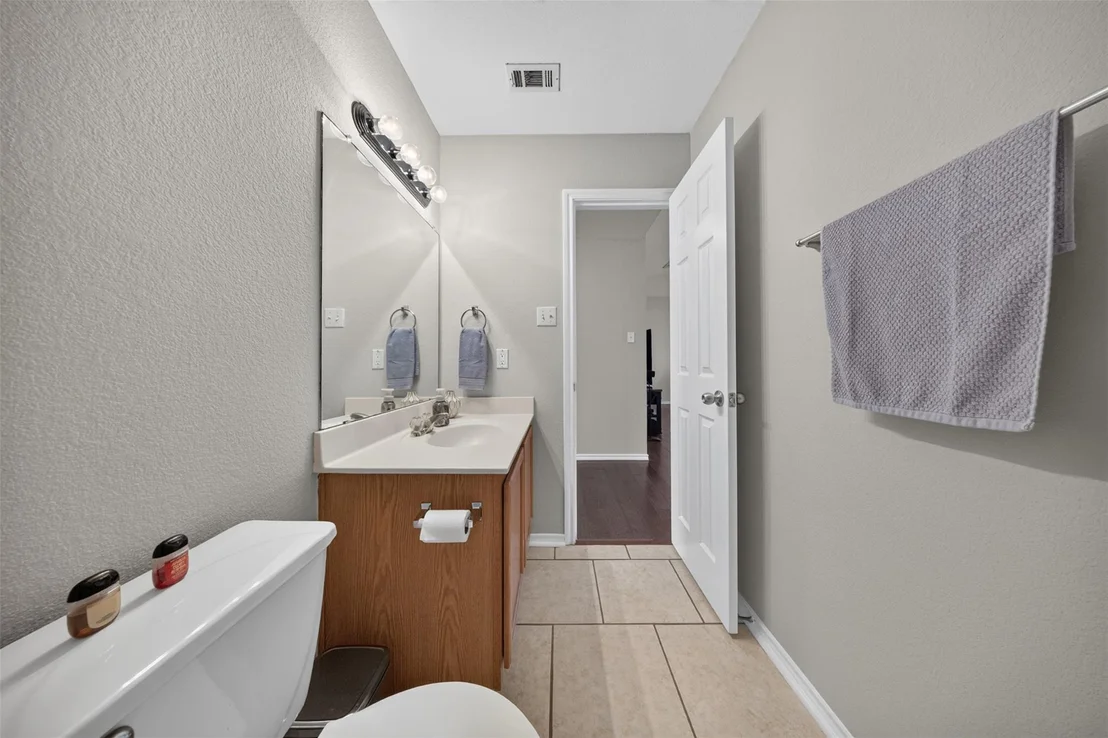 Photo of 112 Northern TRL