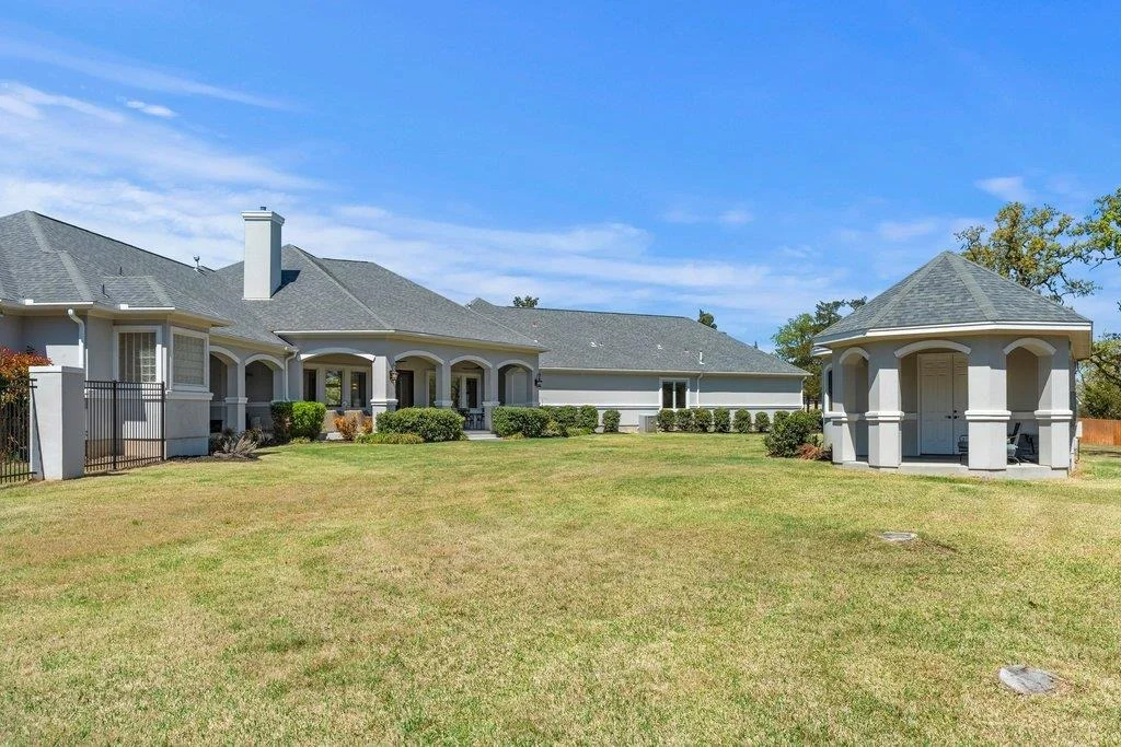 Photo of 353 Stephen F Austin BLVD