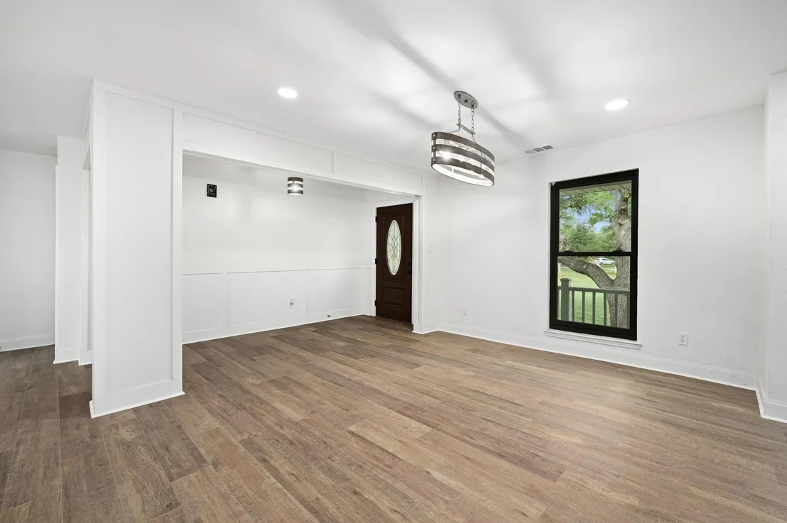 Photo of 322 Mesa Oaks