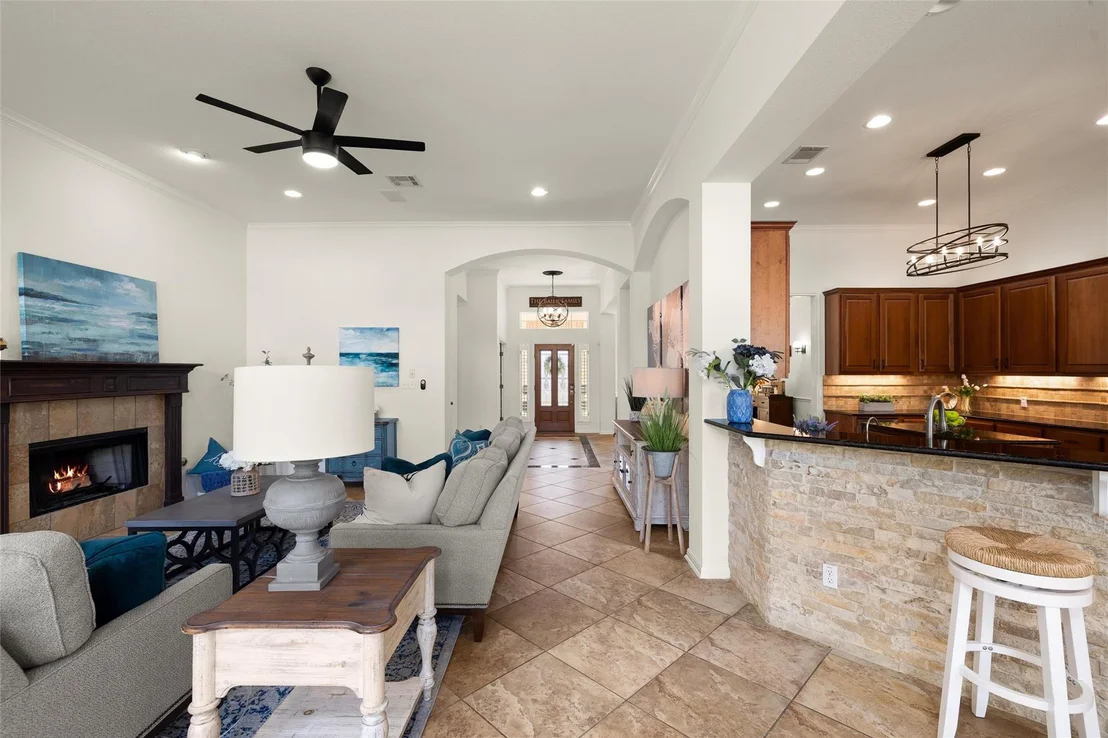 Photo of 120 Palisade DR