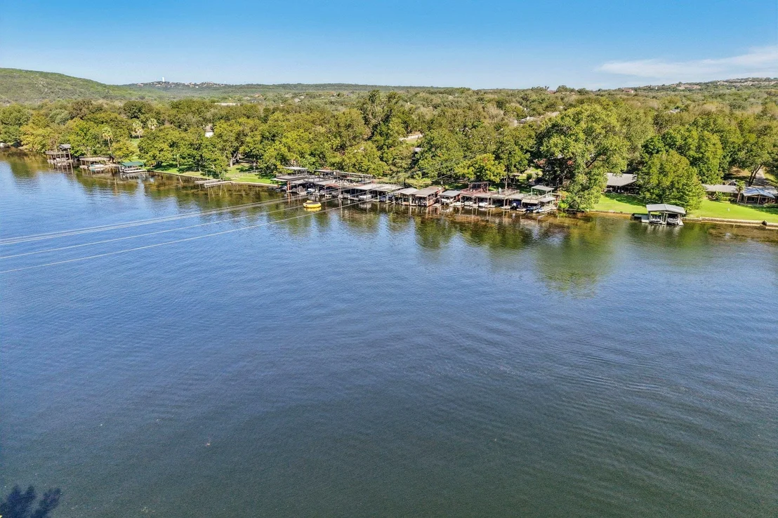 Photo of Unit 2 at 12417 River BND