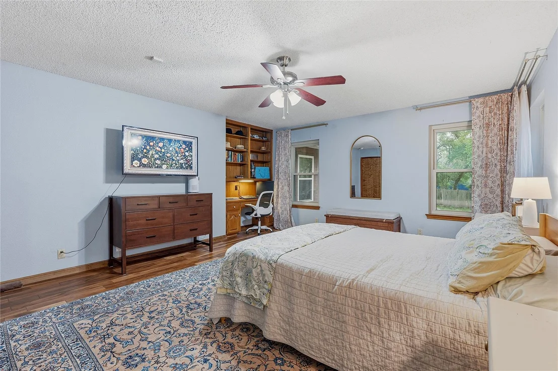 Photo of 203 Leisurewoods DR