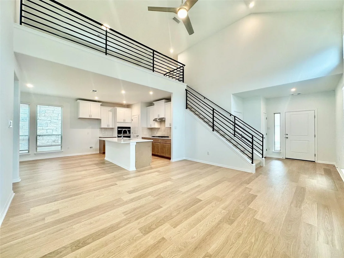 Photo of 172 White Horses DR