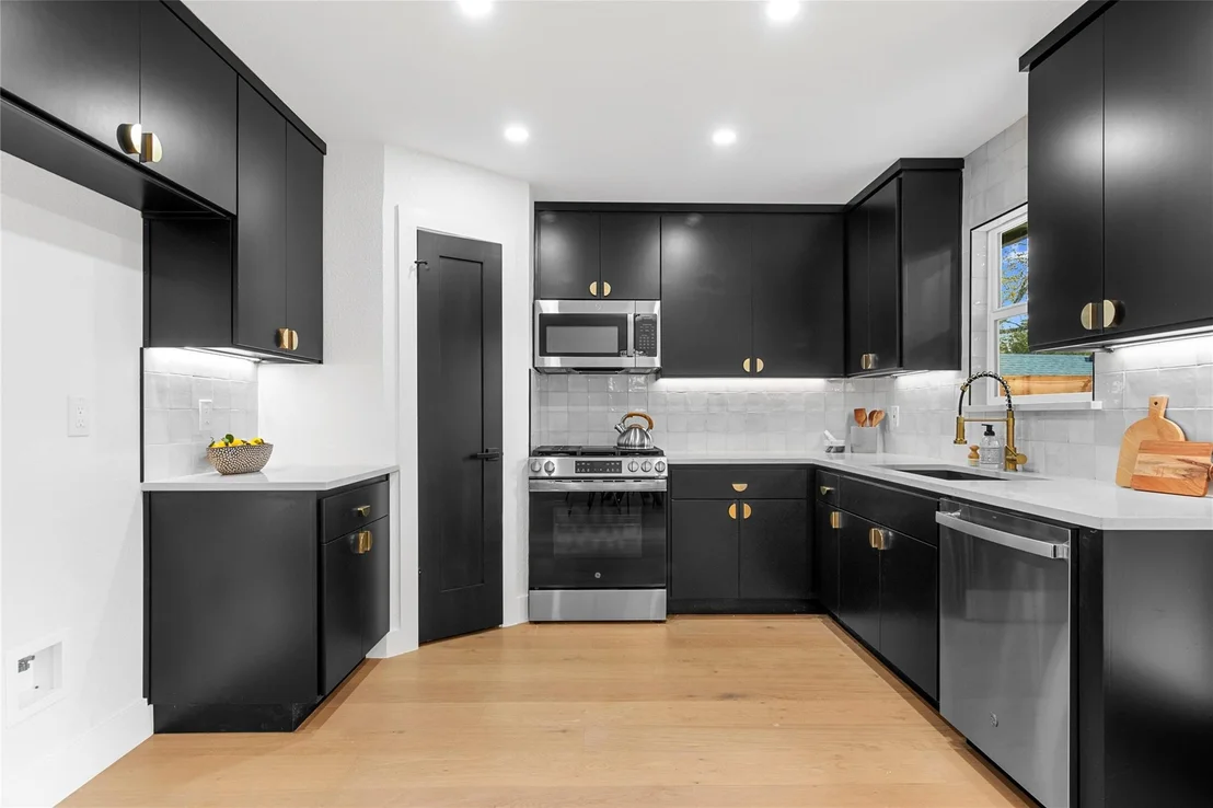 Photo of 7601 Burly Oak CIR