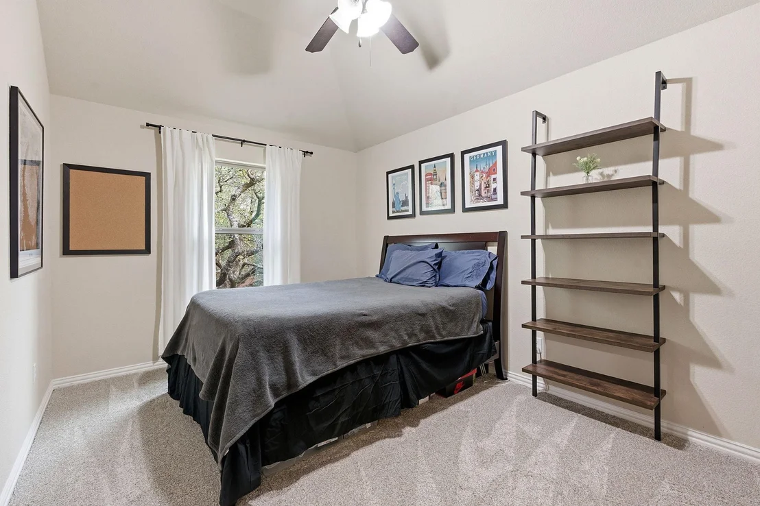 Photo of 112 Guadalupe River CV